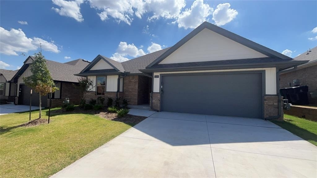 2220 Nw 170th Street - Photo 0