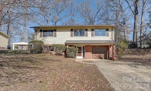 5707 Snow White Lane - Photo 0