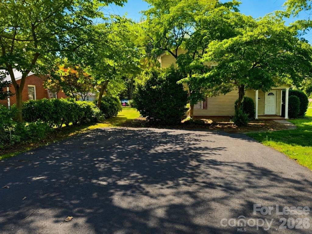 4653 Perkins Road - Photo 5