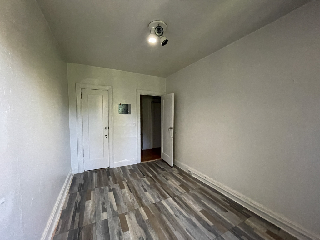 West 174th Street and Grand Avenue - Photo 5