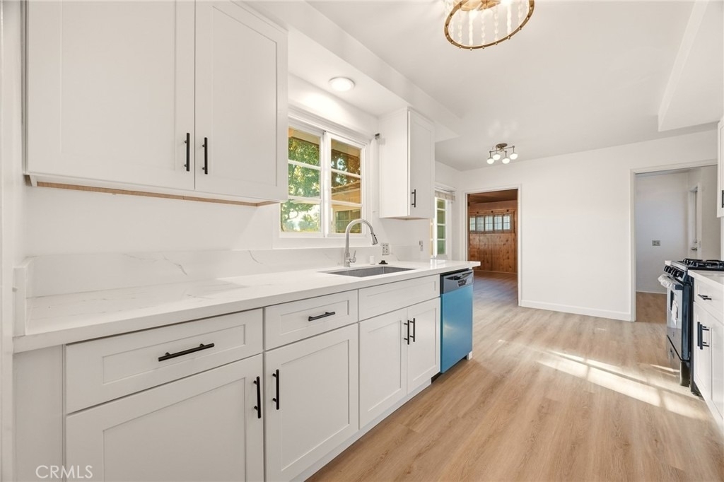 1033 Encino - Photo 9