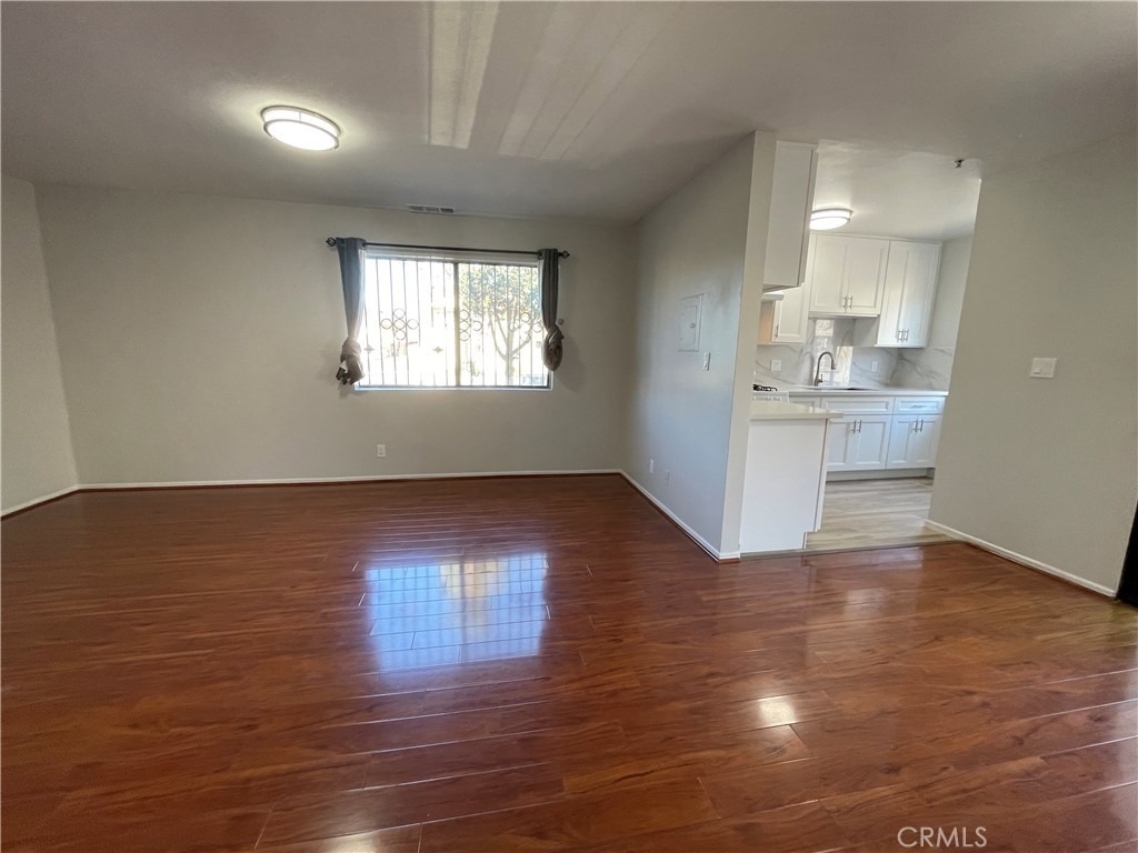 225 N Marguerita - Photo 3