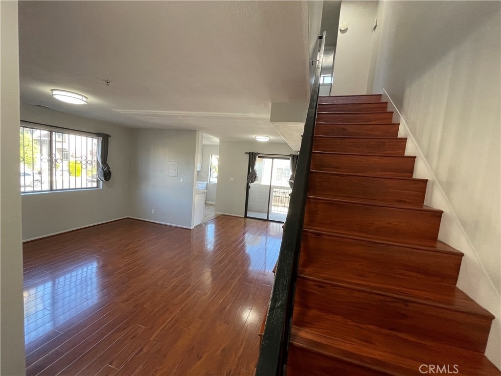 225 N Marguerita - Photo 5