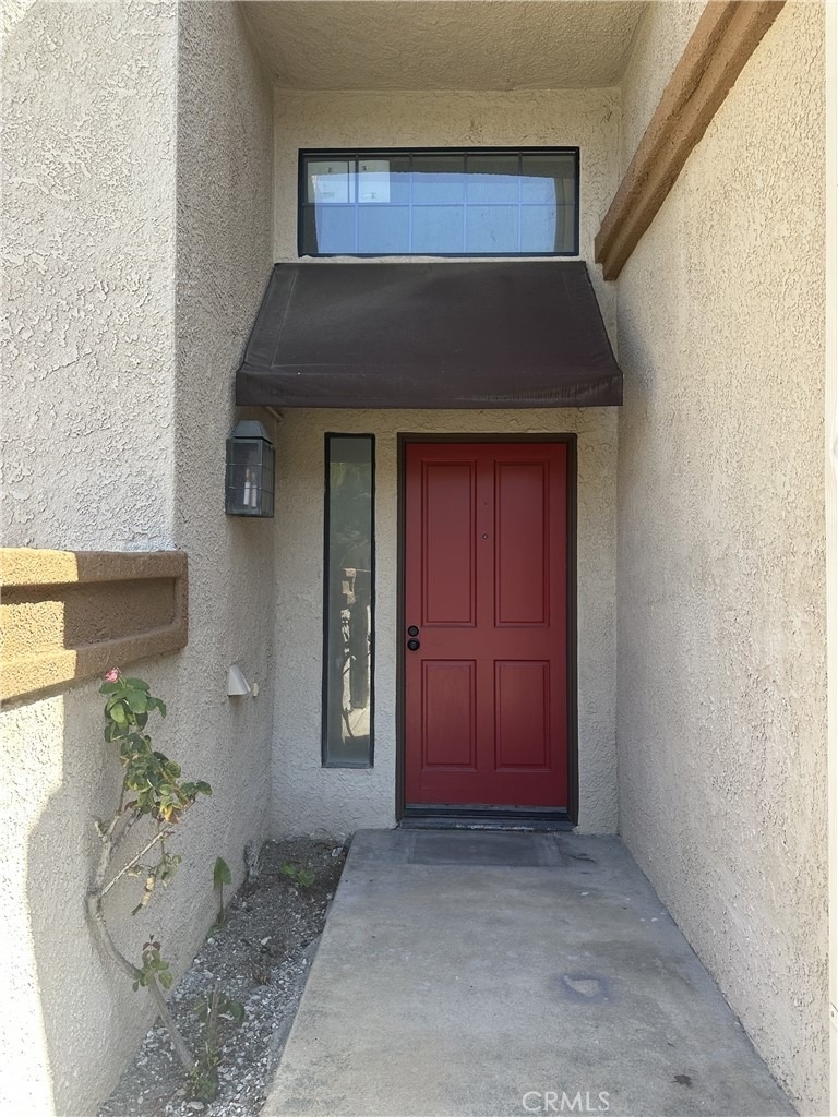 16 Goldstar Place - Photo 0