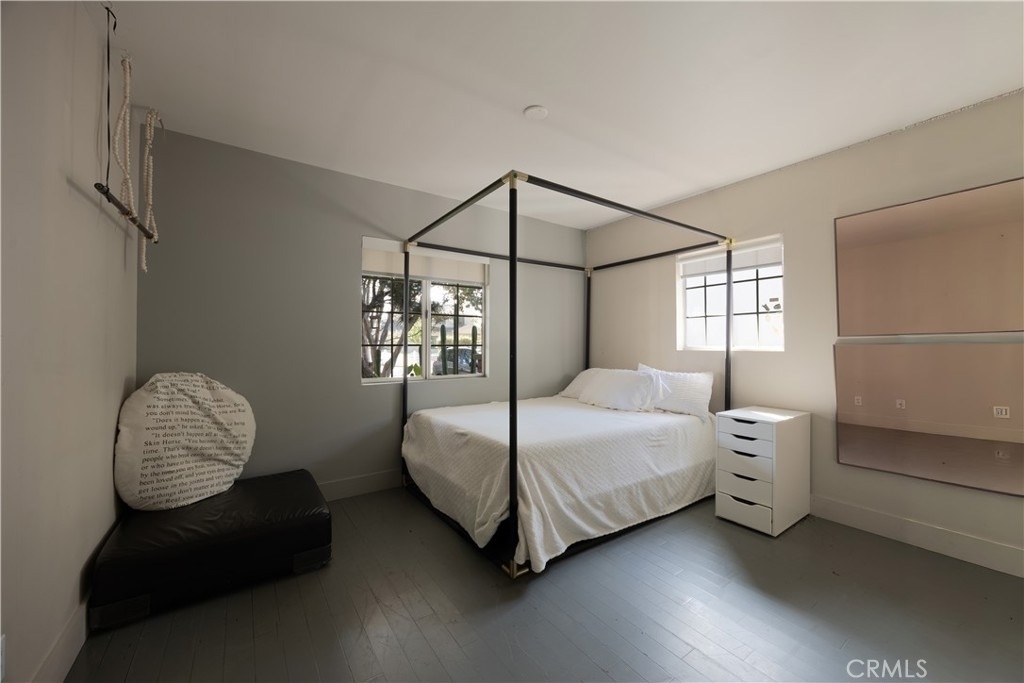 11049 Blix Street - Photo 23