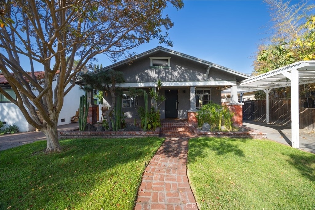 11049 Blix Street - Photo 1