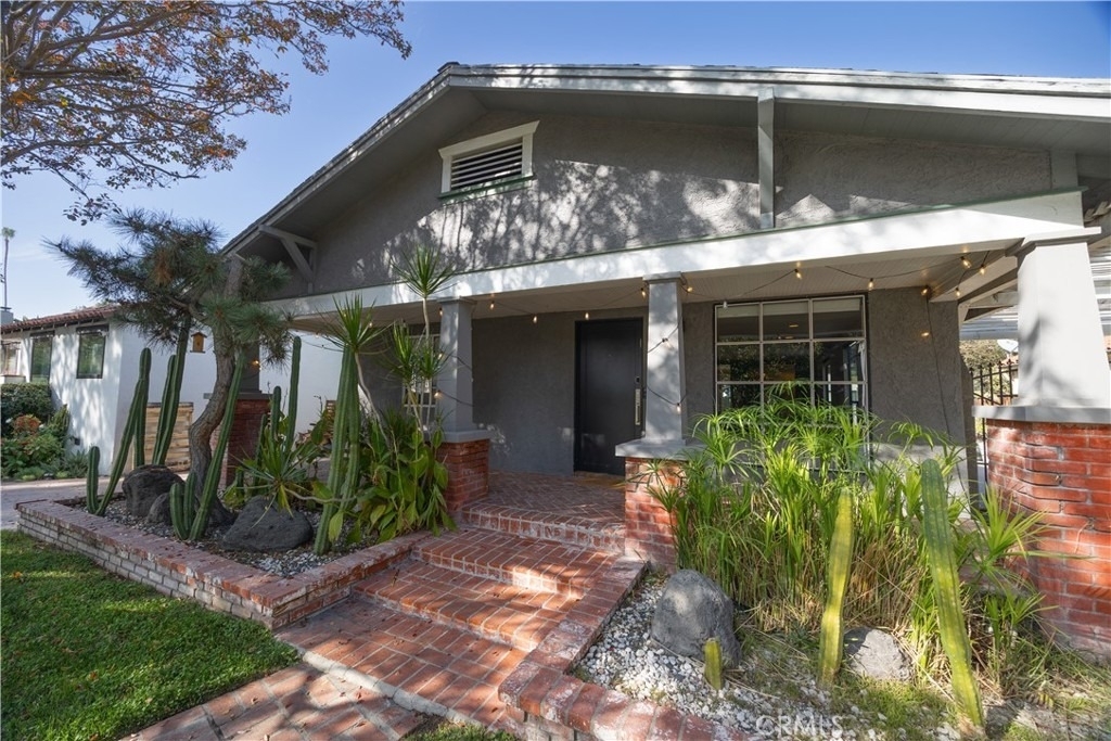 11049 Blix Street - Photo 0