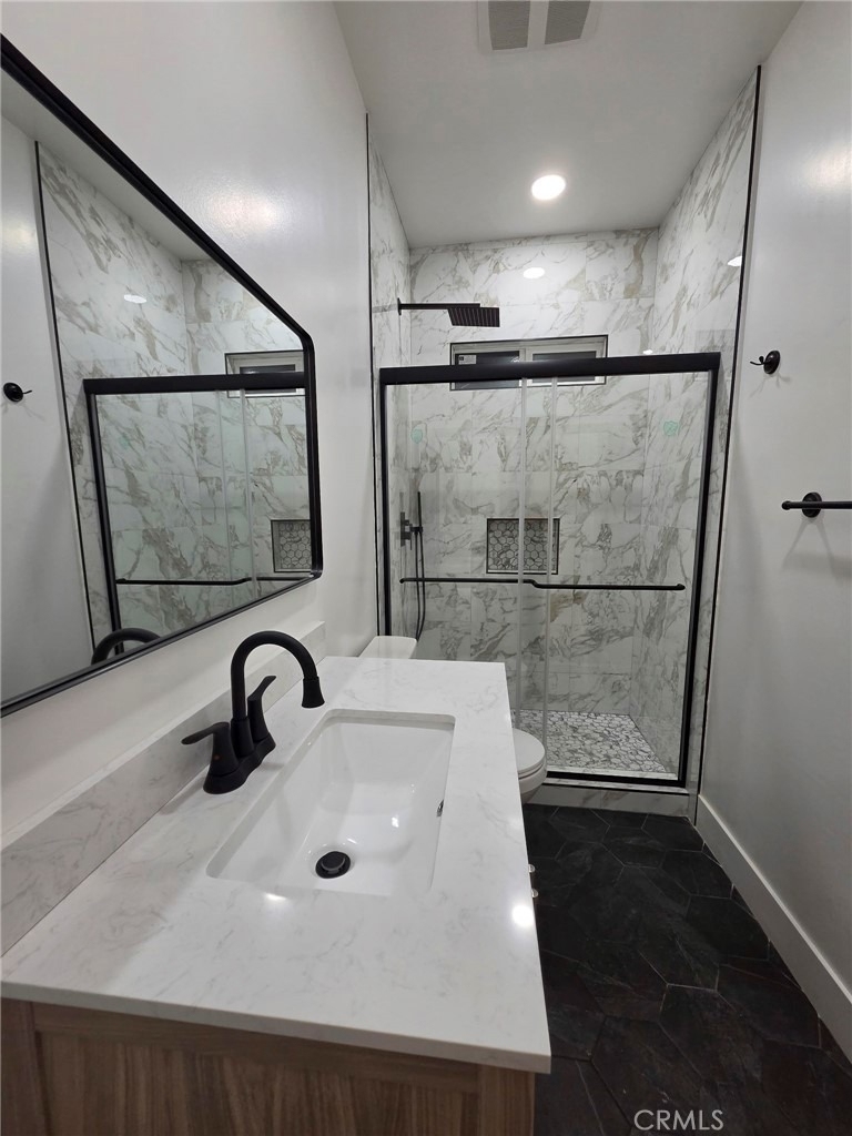 5646 Andasol Avenue - Photo 5