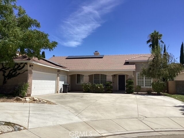 43356 Honeybee Lane - Photo 0