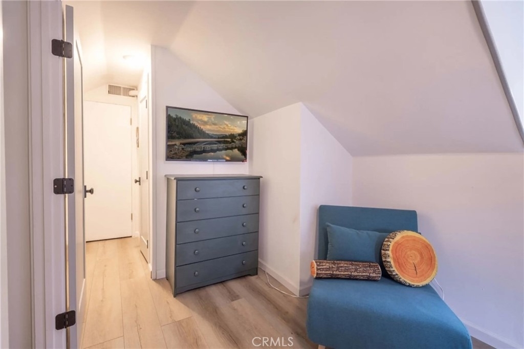 333 Downey Drive - Photo 13