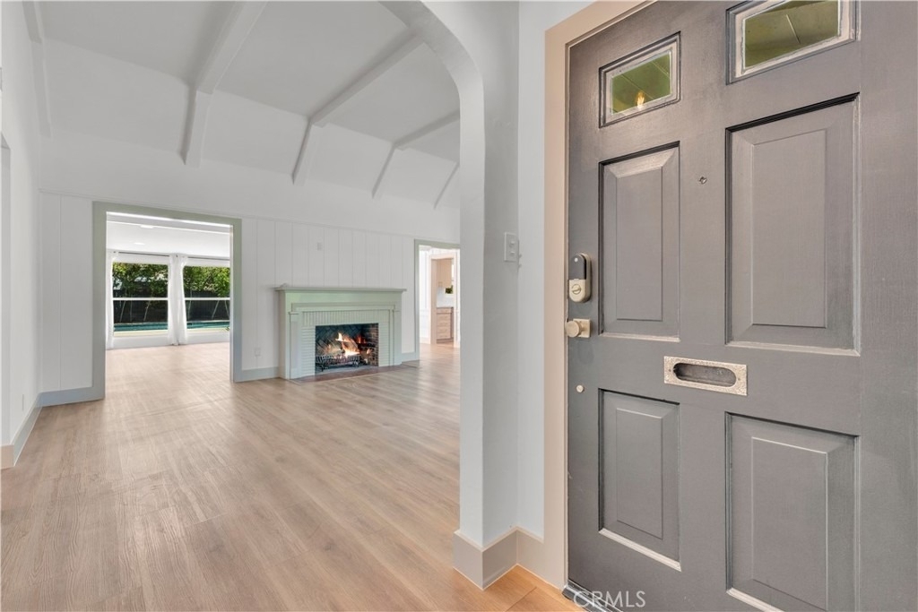 11944 Hesby Street - Photo 3