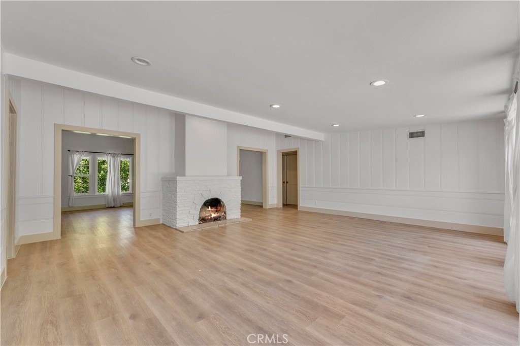 11944 Hesby Street - Photo 9