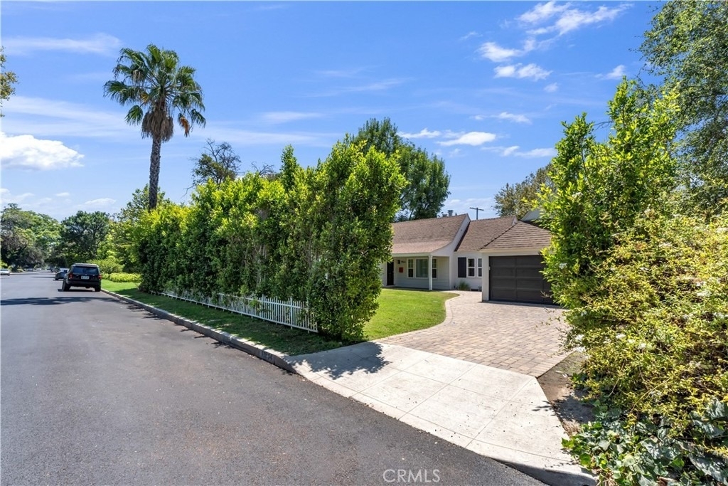 11944 Hesby Street - Photo 49