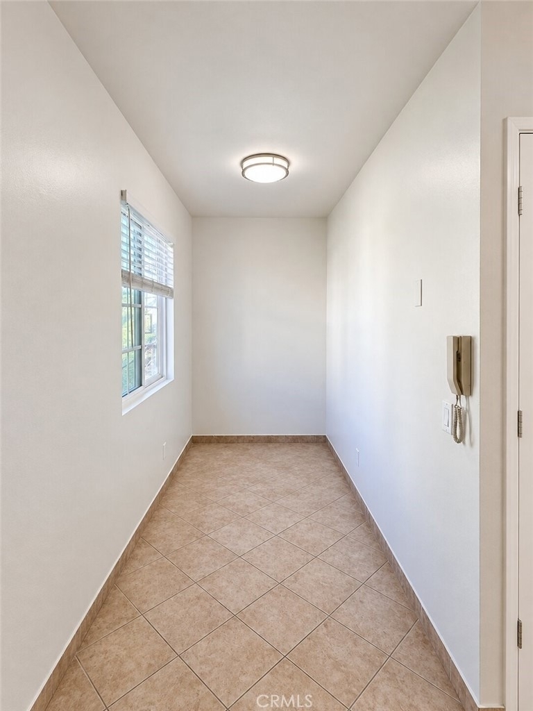 1126 Elm Avenue - Photo 4