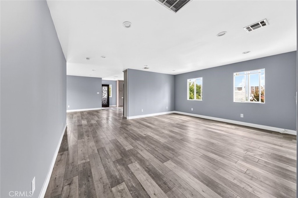 1175 N Alexandria Avenue - Photo 23