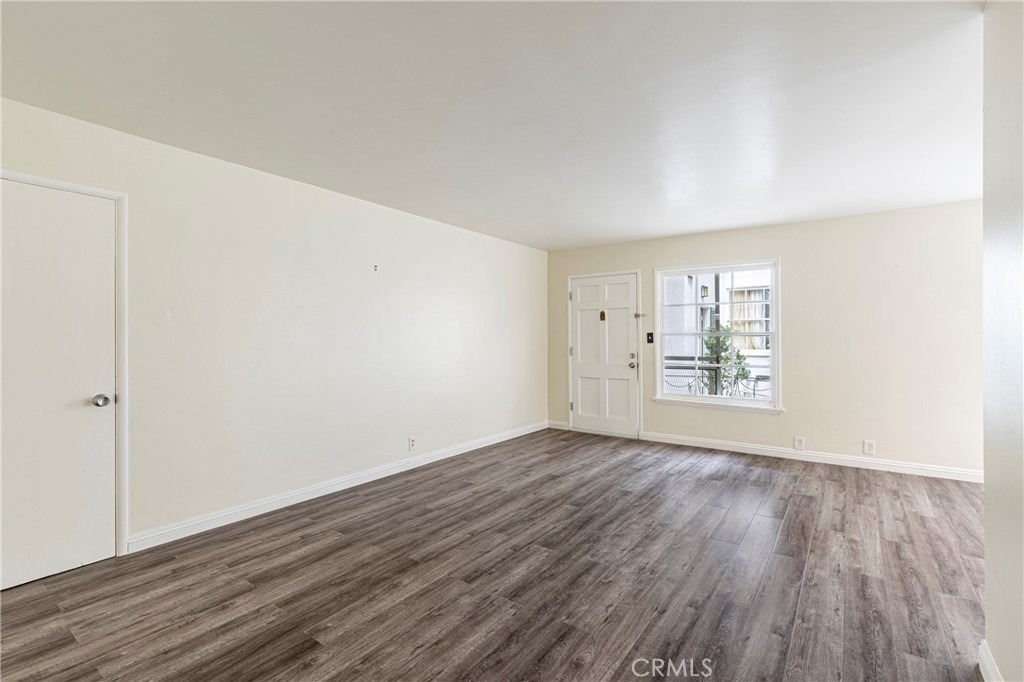 181 S Marengo Avenue - Photo 1
