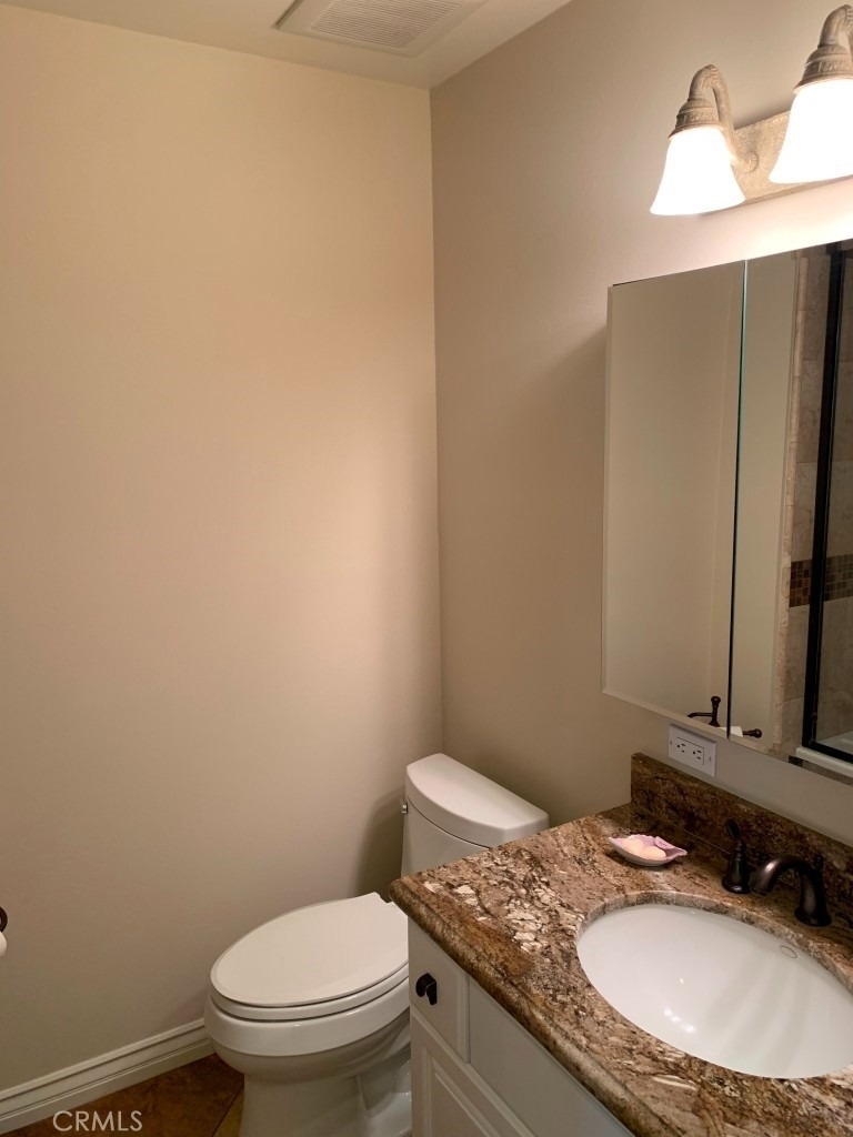 22741 Bassett Street - Photo 11