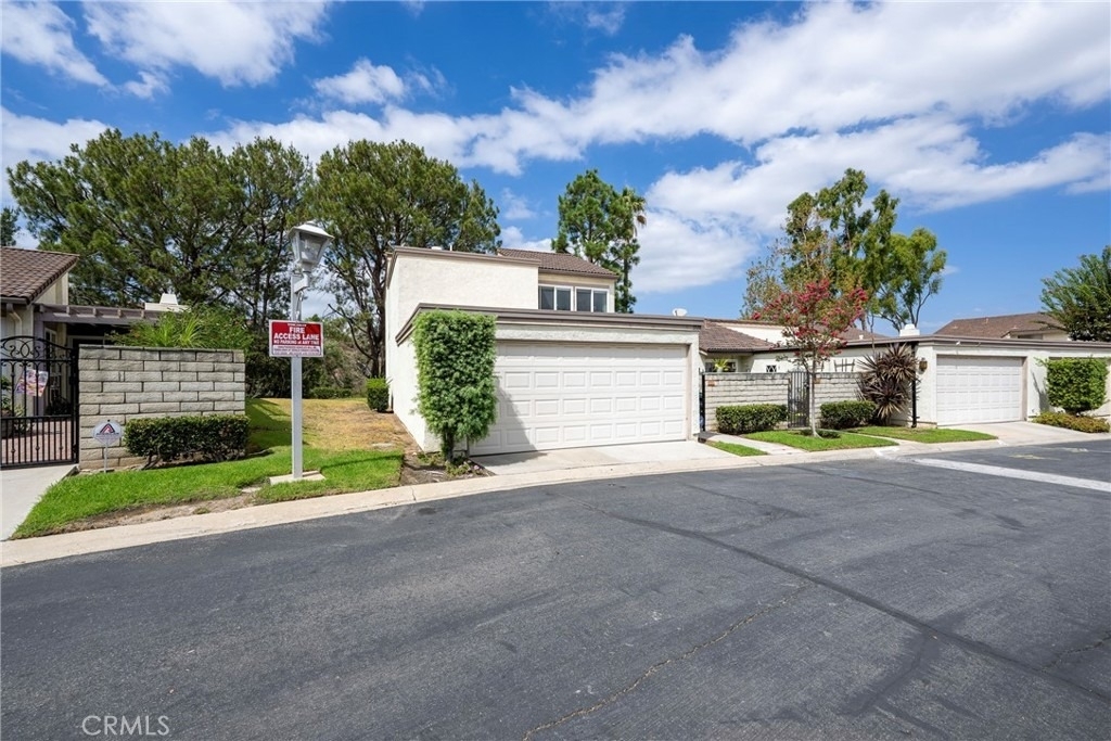 5548 E Vista Del Amigo - Photo 1