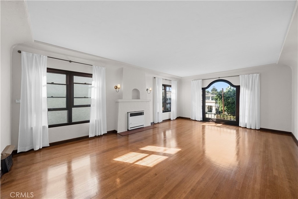 1826 E 2nd - Photo 5