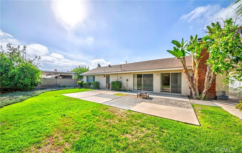 2300 Camino Escondido - Photo 27