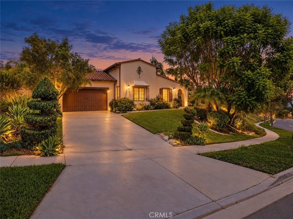 501 Luminous - Photo 26