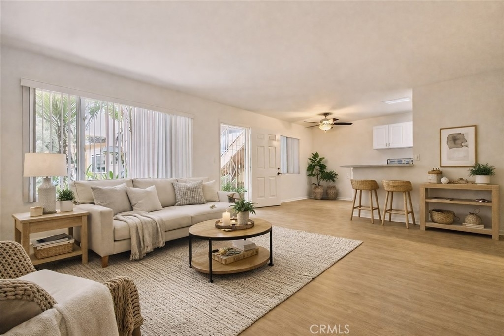1810 W Sallie - Photo 2