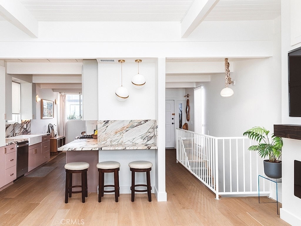 989 La Mirada - Photo 3