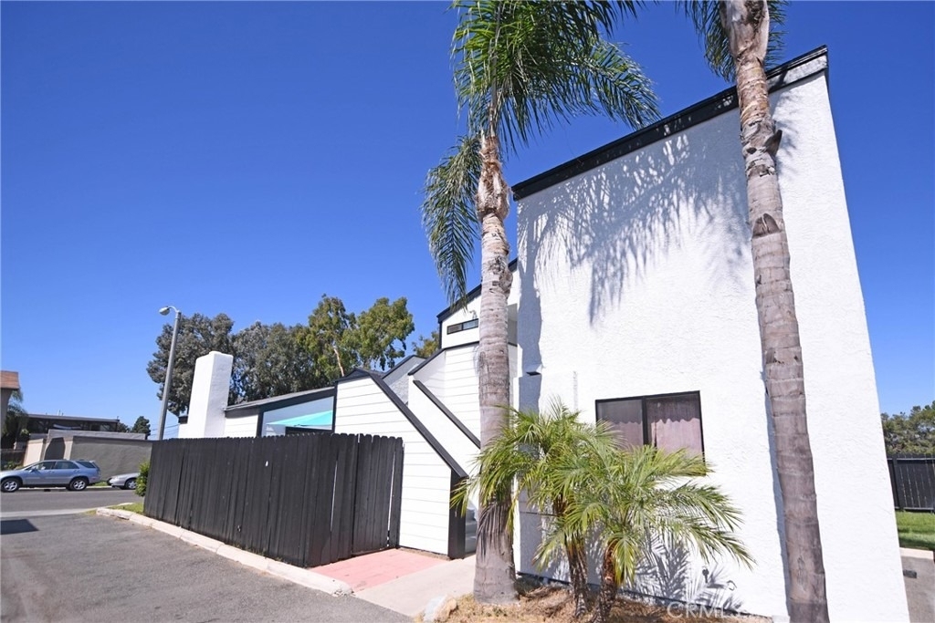 2264 Pamela Lane - Photo 1