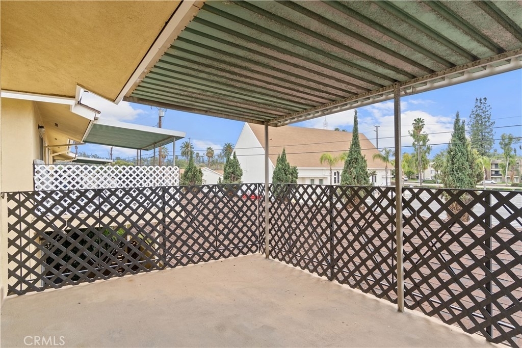 534 Roosevelt Road - Photo 8