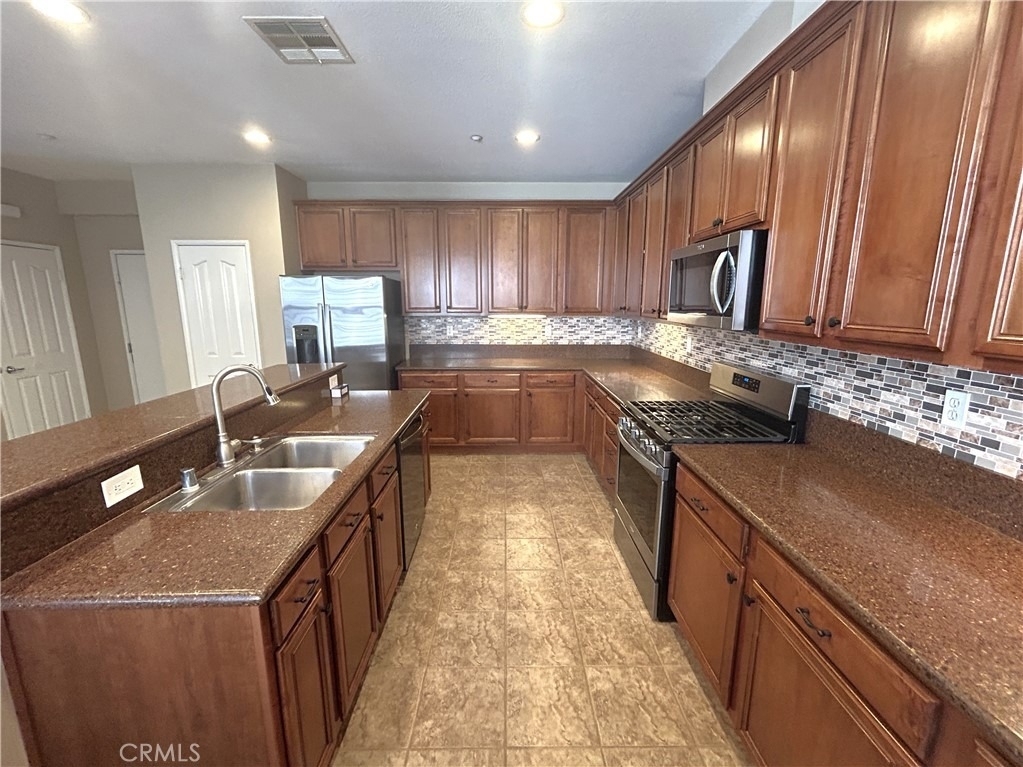 11450 Church Street - Photo 3