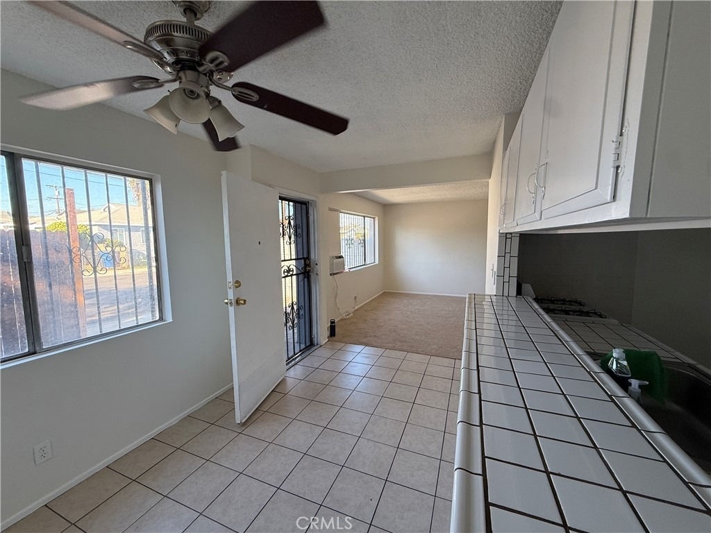 4910 E 4th Street - Photo 2