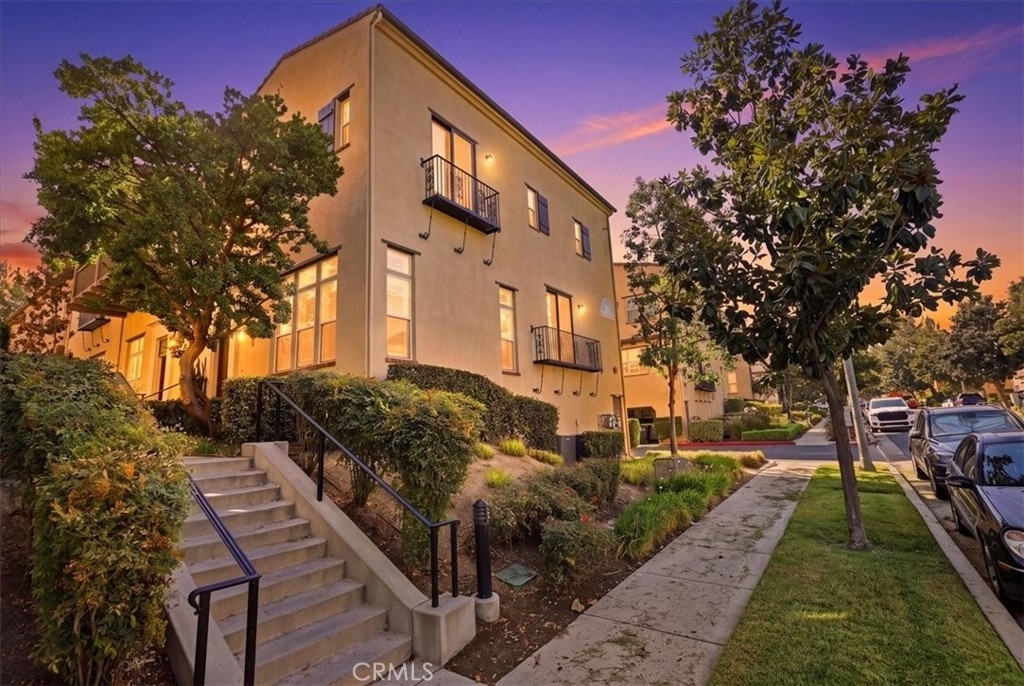 4433 Owens - Photo 0