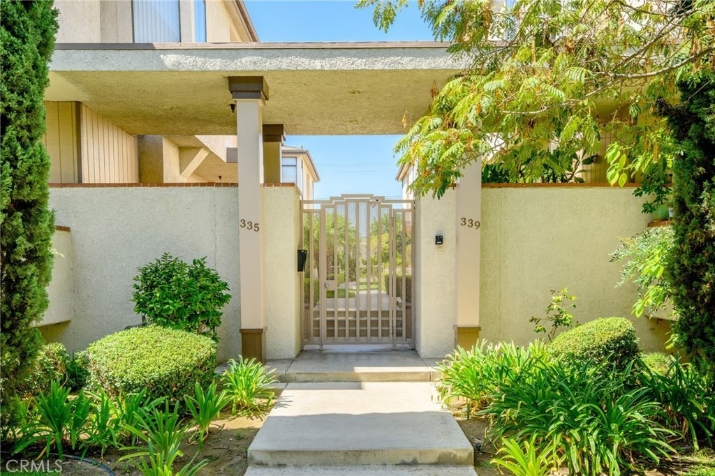335 Concord - Photo 1