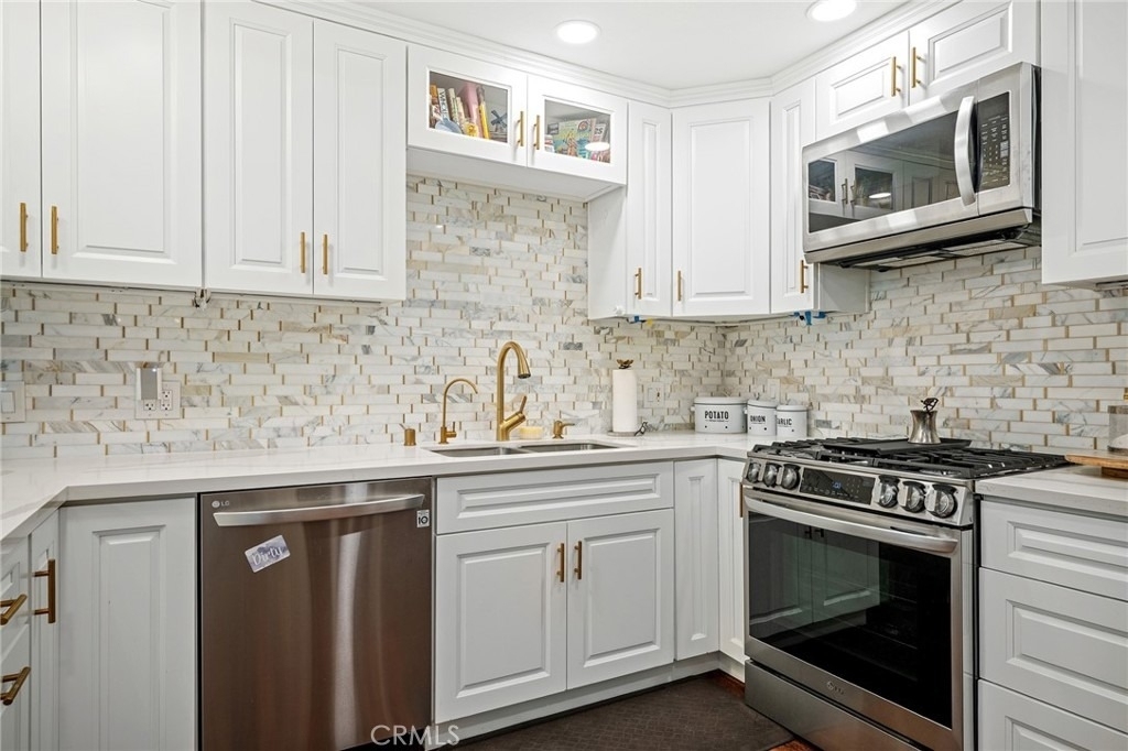 335 Concord - Photo 13