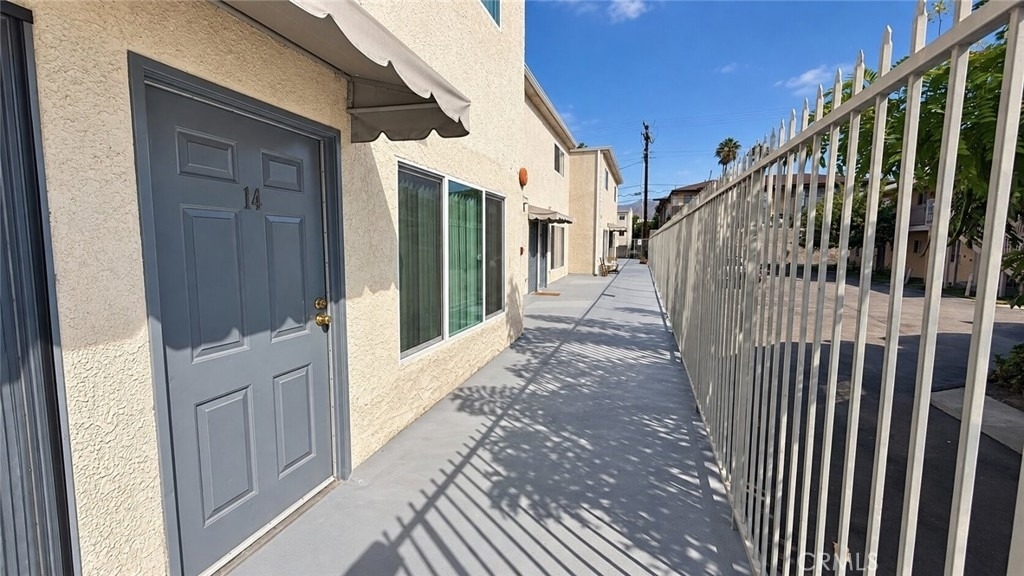 333 Riverdale Drive - Photo 13