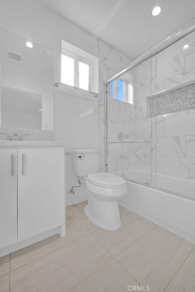 5852 Vineland - Photo 37