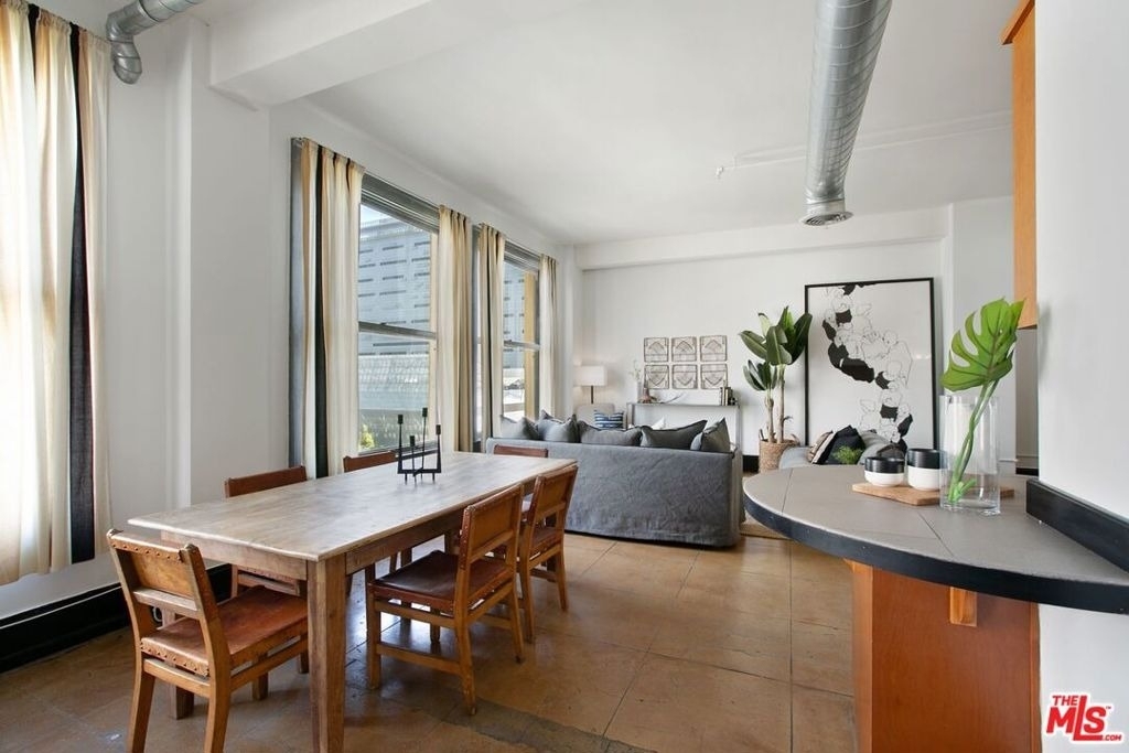 108 W 2nd Street - Photo 6