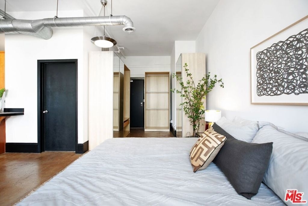 108 W 2nd Street - Photo 10