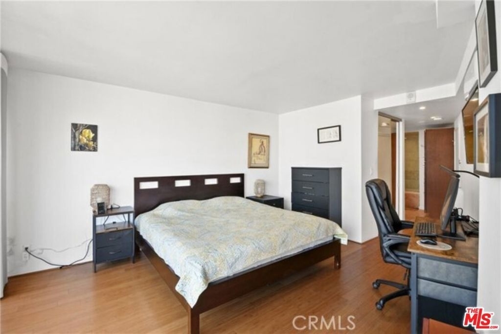 700 E Ocean Boulevard - Photo 23