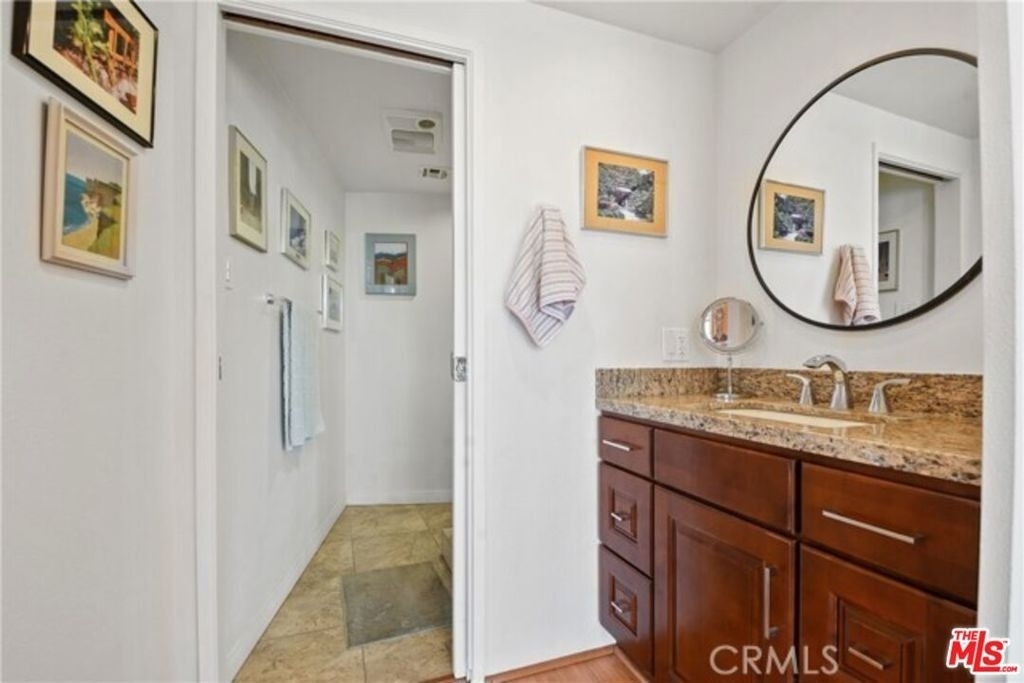 700 E Ocean Boulevard - Photo 17