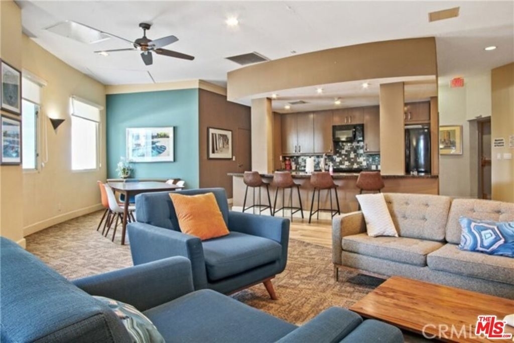 700 E Ocean Boulevard - Photo 7