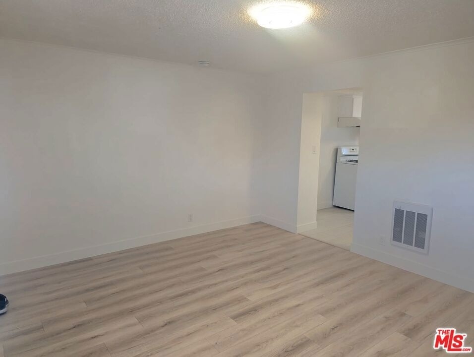 3837 Sedgwick Avenue - Photo 4