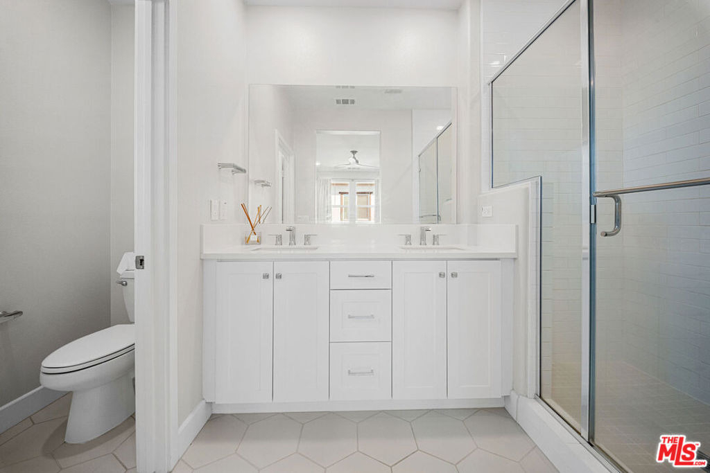 2413 Little Rock Lane - Photo 39