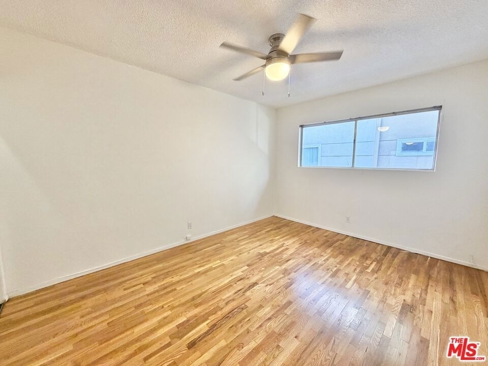 932 Wilcox Avenue - Photo 6