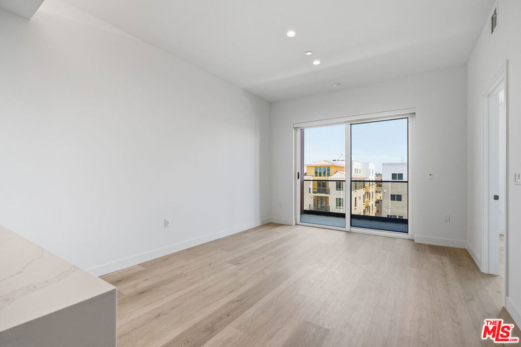 3555 Overland Avenue - Photo 5