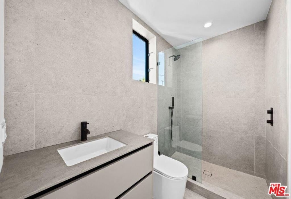 307 N Wilton Place - Photo 5