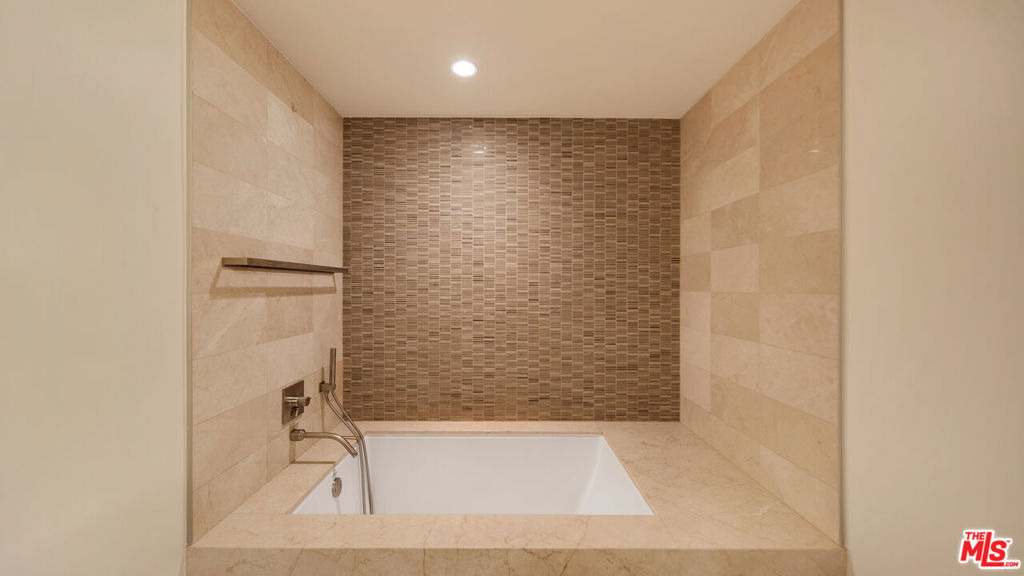 1755 Ocean Avenue - Photo 15
