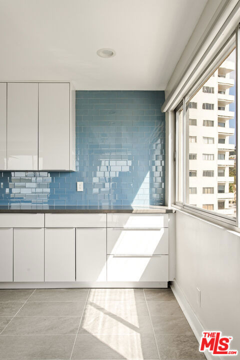 7250 Franklin Avenue - Photo 9