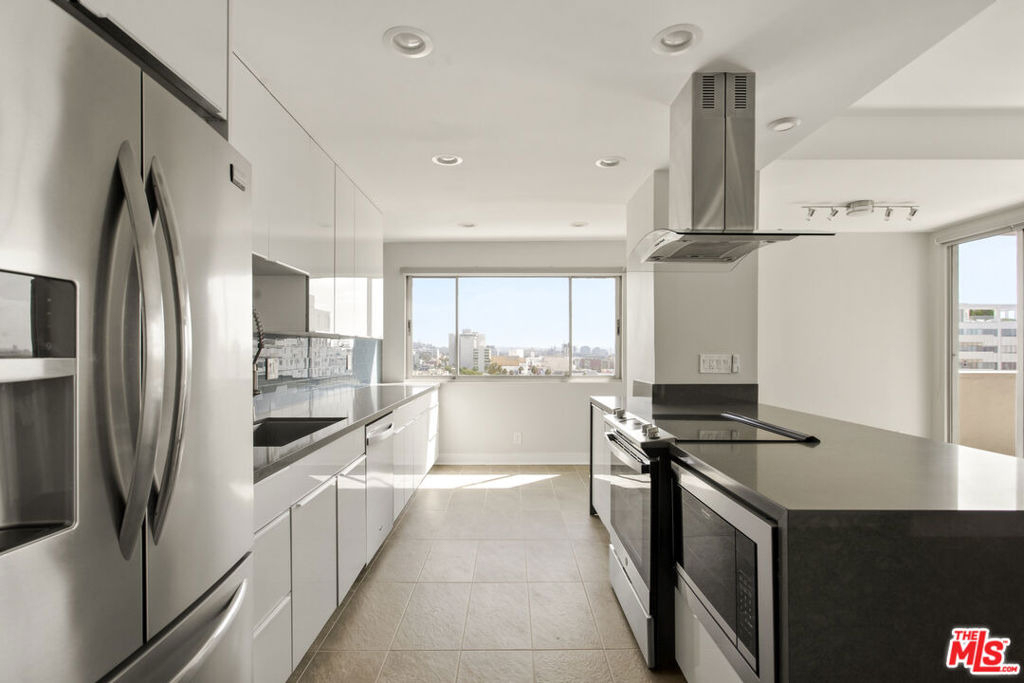 7250 Franklin Avenue - Photo 7