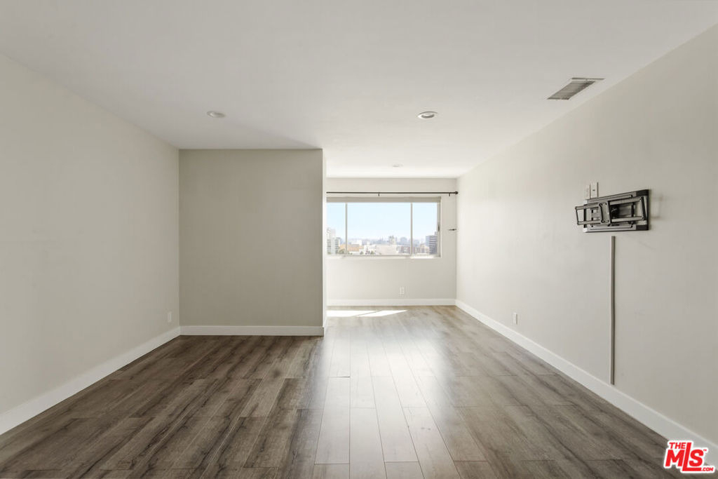 7250 Franklin Avenue - Photo 21